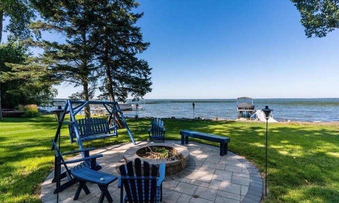 Battle Lake Cabin | Cozy Family-Friendly Cabin on Ottertail Lake - Your Perfect Minnesota Getaway