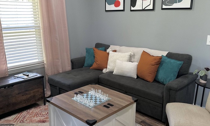 West Blocton House | Cozy Family Fun House
