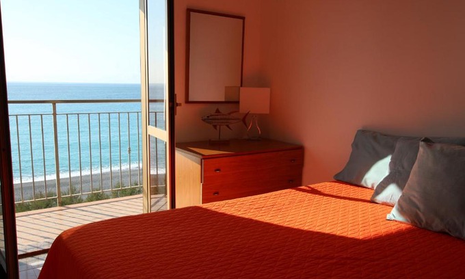 Annunziata Apartment | Cozy flat with romantic sunset view