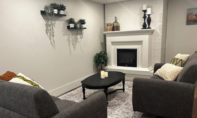 Kent Apartment | Cozy Guest Suite