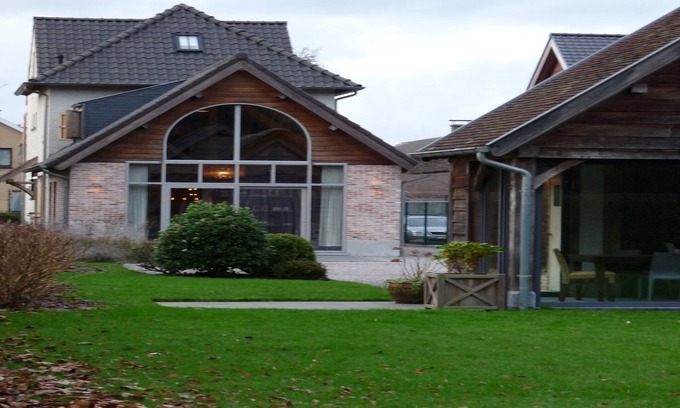 Aalter House | Cozy Holiday Home in Aalter near Lake