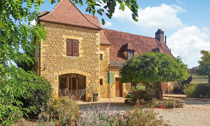 Marcillac-Saint-Quentin House | Cozy home in Marcillac-Saint-Quenti
