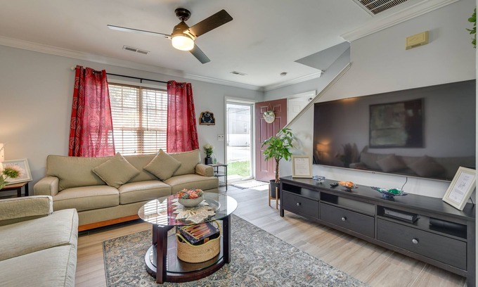 Biddleville House | Cozy Home: 2 Mi to Downtown, Steps to Streetcar!