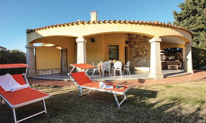 Costa Rei House | Cozy home in Costa Rei -CA- with WiFi