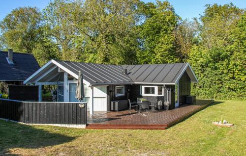 Frørup House | Cozy Home In Frørup With Kitchen