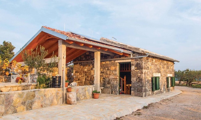 Jezera House | Cozy home in Jezera with house sea view