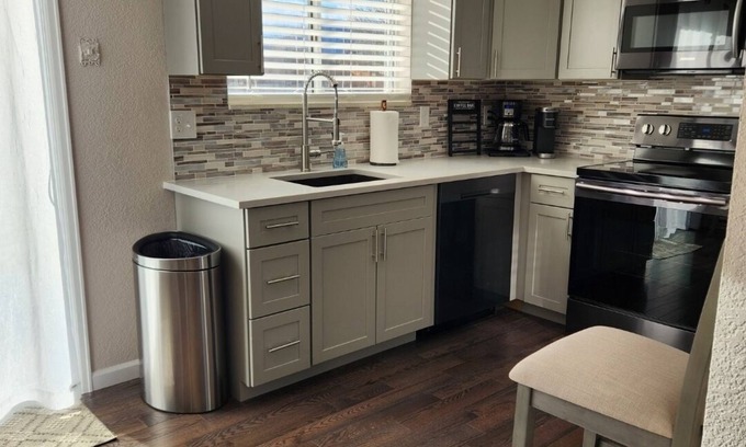 Morrison House | Cozy home in Morrison.napprox. 10 minutes from red rocks