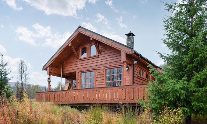 Kvam House | Cozy home in Norheimsund with sauna