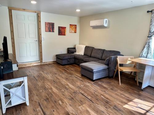Pittsfield House | Cozy Home in Pittsfield