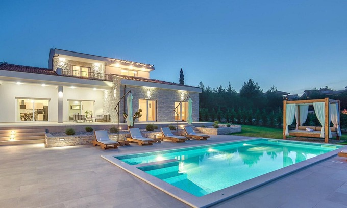 Pridraga House | Cozy home in Pridraga