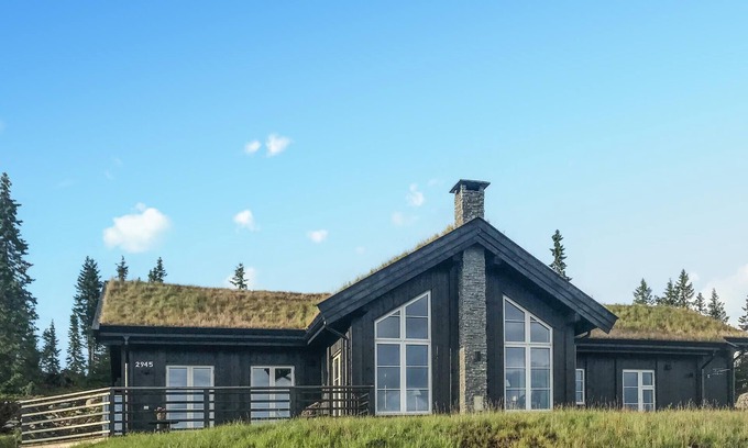 Sjusjoen House | Cozy home in Sjusjøen with sauna