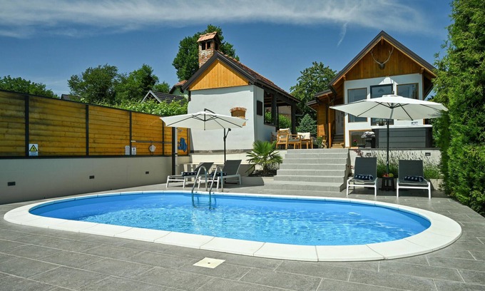 Jalzabet House | Cozy home in Vrtlinovec with sauna