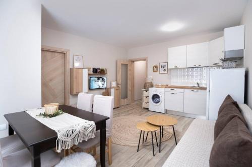 Plovdiv Center Apartment | Cozy home next to Aliosha