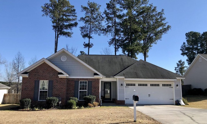 Grovetown House | Cozy home - perfect for families and friends! 14 miles from Augusta National
