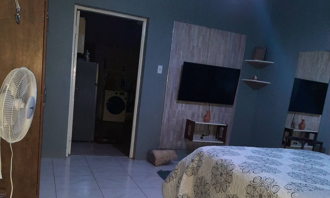 Portmore House | Cozy Home Stay