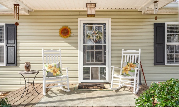 Waxhaw House | Cozy Hometown Getaway!