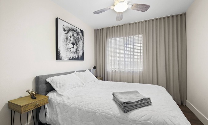 Eastside House | Cozy house 5 mins to the Beach close to Disneyland