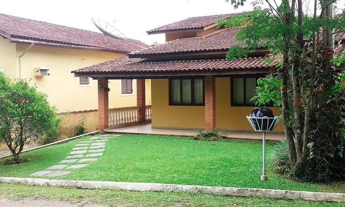 Parque Imperial House | Cozy House in Gated Community -3 bedrooms (1 suite)-3 bathrooms-Internet