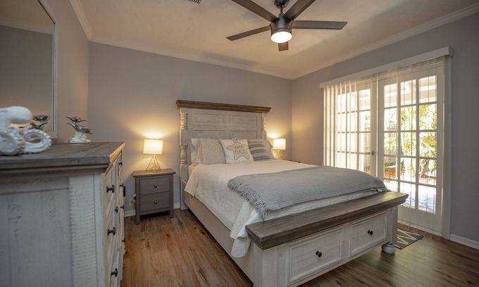 South Sarasota House | Cozy house near Siesta Key Beach