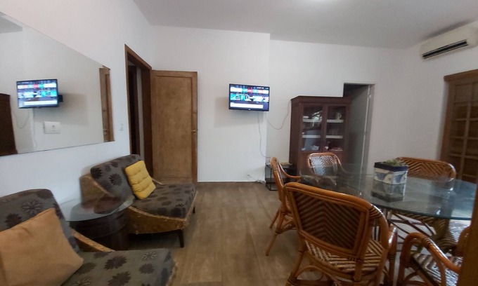 Sao Paulo House | Cozy house with 2 garages and 2 bedrooms