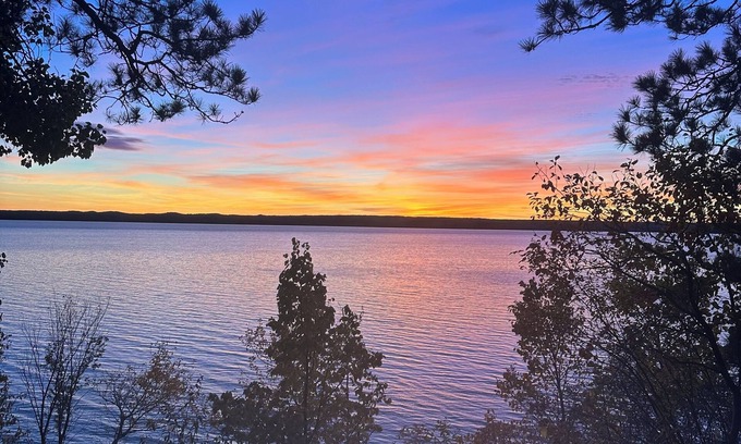 Spruce Cottage | Cozy Hubbard Lake waterfront -beautiful views, private wooded lot, fireplace