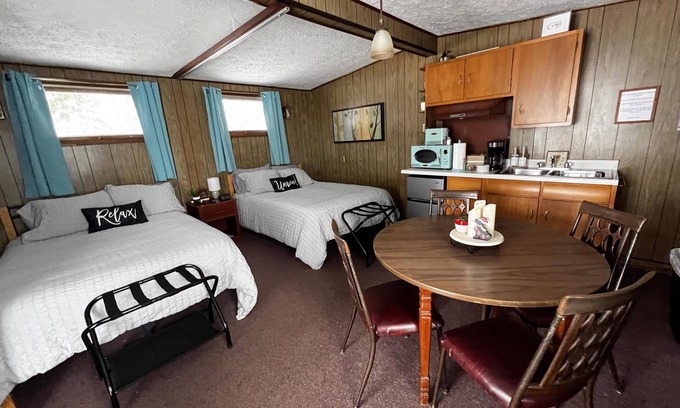 Paradise Apartment | Cozy Lakeside Studio #4 Retreat on Lake Superior - Perfect for ORV!
