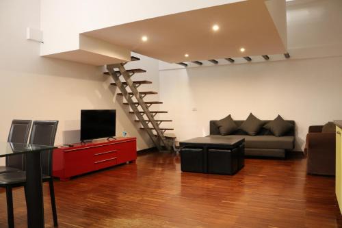 Stadera Apartment | Cozy & large Loft FAMAGOSTA