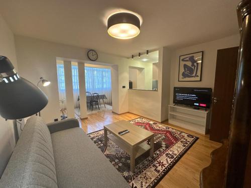Saburtalo Apartment | Cozy & Modern Flat Near Metro Station Delisi