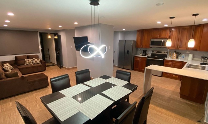 Zona 5 Apartment | Cozy Modern 3-bedroom Apartment in Ciudad de Guatemala