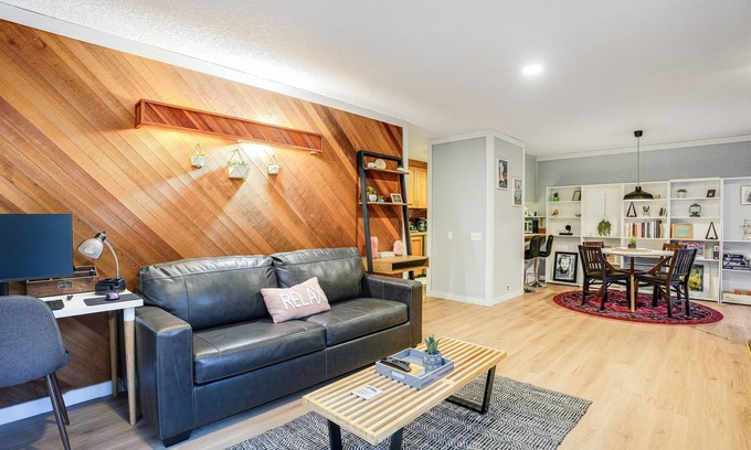 Welches Condo | Cozy Nest Condo in Welches, OR