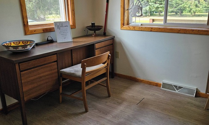 Weirgor Cottage | Cozy Northwoods Getaway