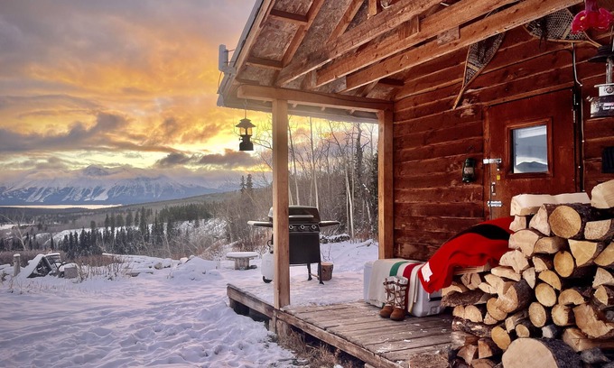 Stikine Region Cabin | Cozy off the grid cabin with stunning view