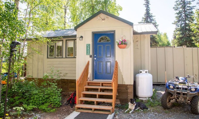Talkeetna Cabin | Cozy on Easy Street