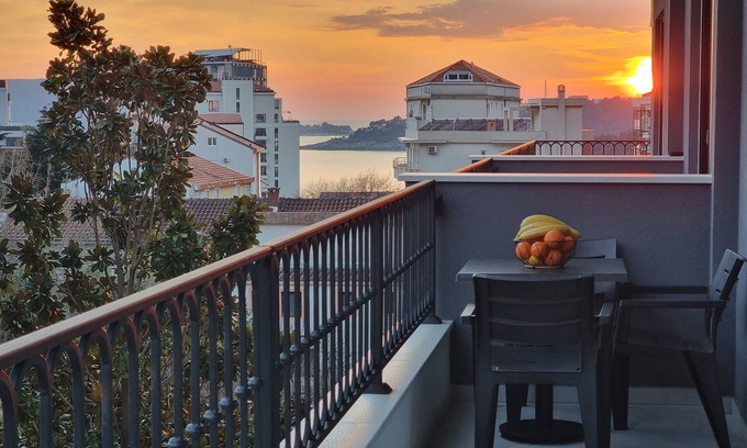 Becici Apartment | Cozy one bedroom apartment close to Becici beach