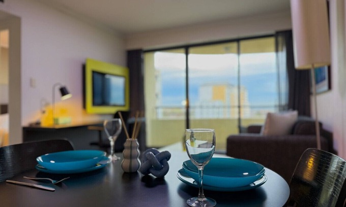 Parramatta Apartment | Cozy one bedroom in Parramatta Pool|Spa|Dine