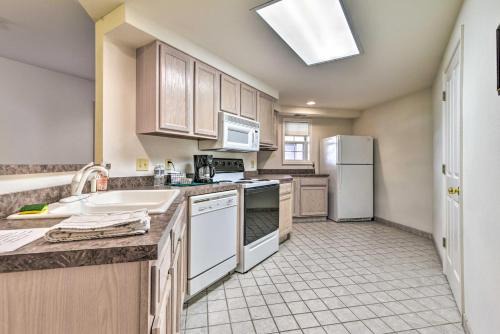 Pigeon Apartment | Cozy Pigeon Escape, Close to Saginaw Bay!