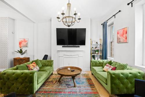 Bluff House | Cozy Pittsburgh Home with King Beds - short drive to all