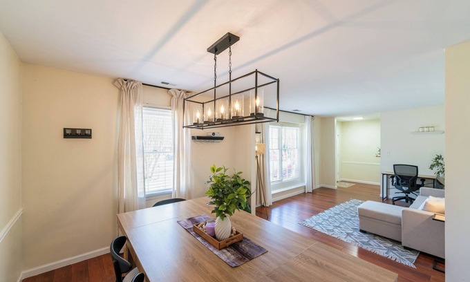 Charlotte House | Cozy Private Home in Charlotte! King Bed, Big yard, Espresso machine, Fire pit