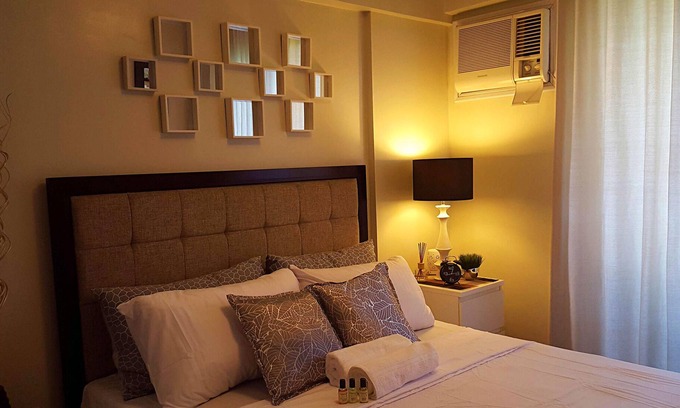 Ususan Apartment | Cozy Private Room (w/Breakfast!) near BGC!