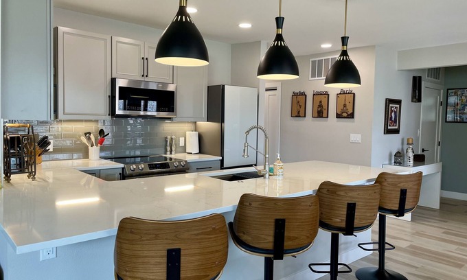 Alta Vista Area Apartment | Cozy retreat close to Old Town Arvada and Ralston Creek. Pet friendly.