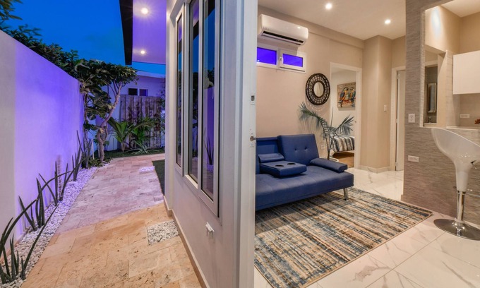 Koyari Apartment | Cozy & Romantic 1 Bedrm Apartment Close to Best Beaches