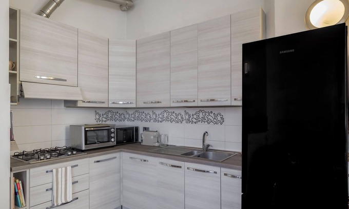 Peretola House | Cozy room close to the airport