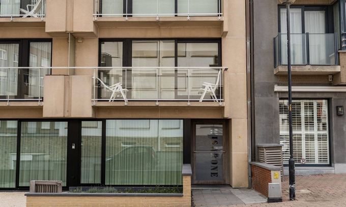 Albertstrand Apartment | Cozy Seaside Escape with Balcony