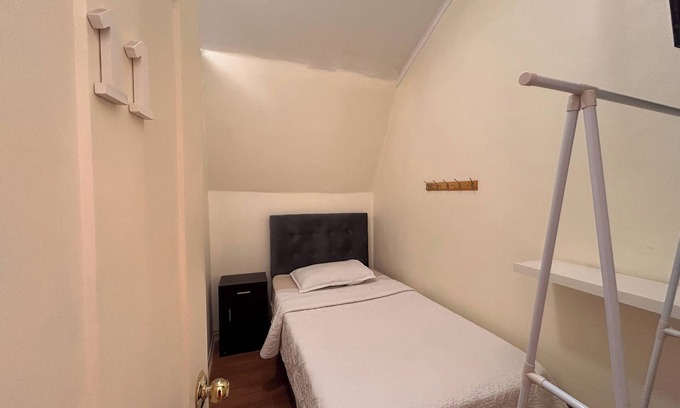 Maipu House | Cozy space - quiet and private, recharge your energies and continue your journey.