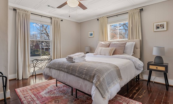 Ashland House | Cozy stay in the heart of Ashland