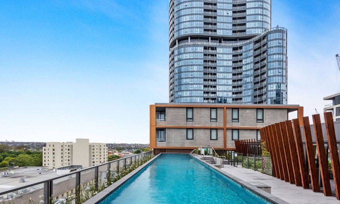 Moonee Ponds Apartment | Cozy Stay with City Views and Great Amenities