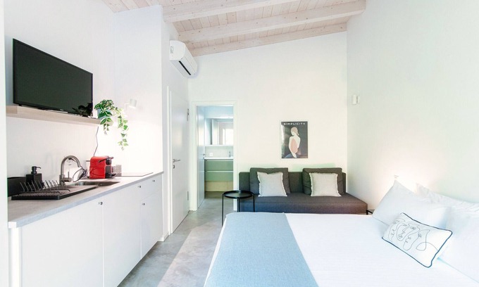 Origlio Apartment | Cozy Studio Apartment in Origlio (Le Betulle Studio 5)