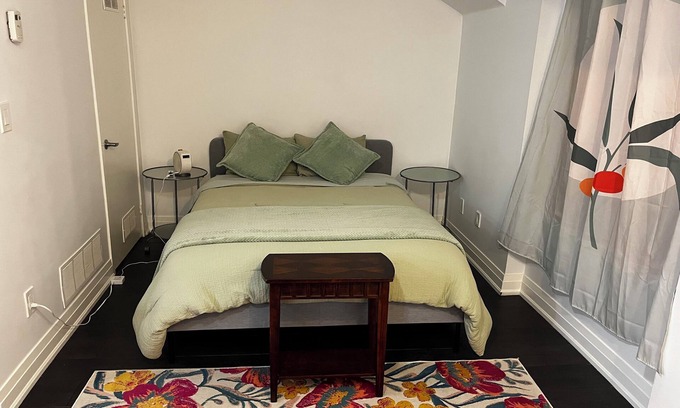 Church and Wellesley Apartment | Cozy Studio