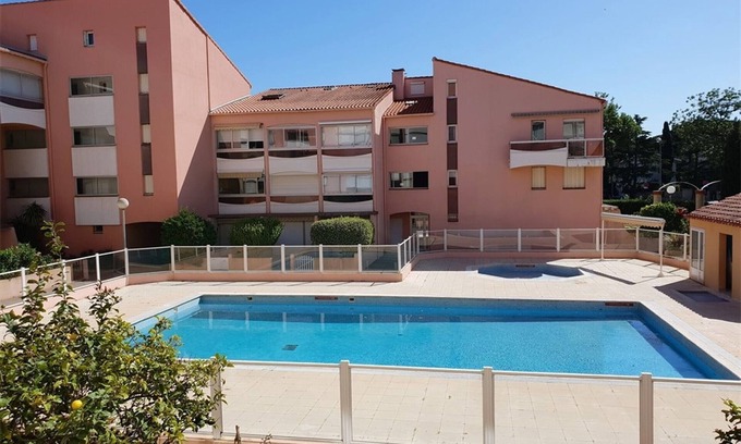 Plage d'Argeles Apartment | Cozy Studio-Cabin, Pool Access, 200m from Beach, Sleeps 4 - Argelès-sur-Mer