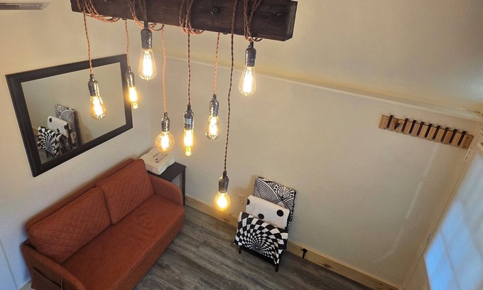 Fountain Run Cabin | Cozy Studio Cabin Tiny House
